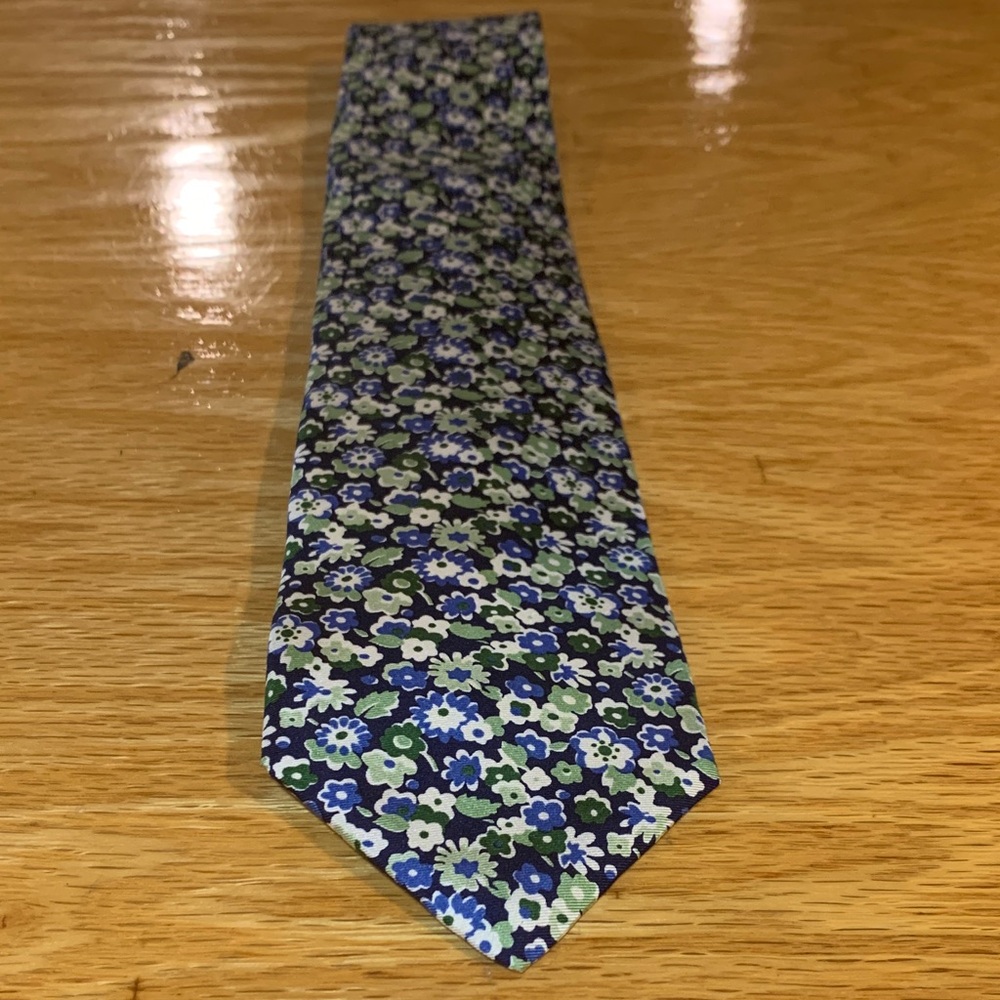 Tommy Hilfiger Floral Blue and Green Tie - Picture 4 of 7